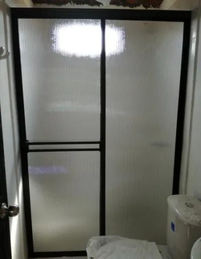 División de baño aluminio anolok