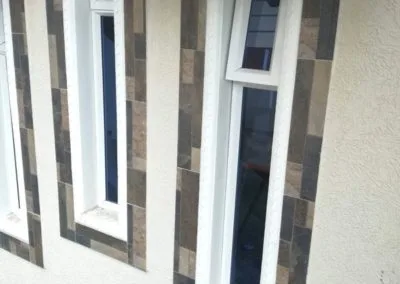 Ventanas proyectantes en aluminio