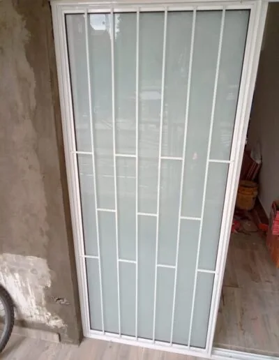Cerramientos, rejas y accesorios en Aluminio Pereira