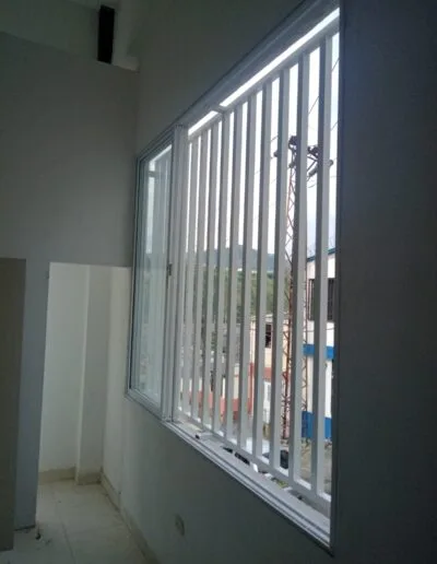 Cerramientos, rejas y accesorios en Aluminio Pereira (4)