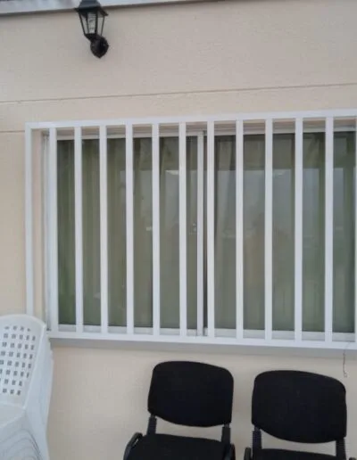Cerramientos, rejas y accesorios en Aluminio Pereira