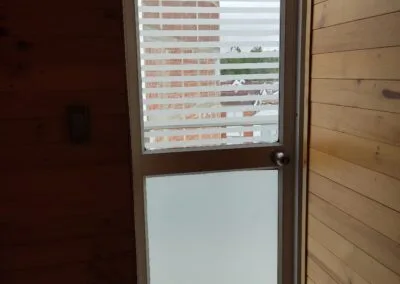 Puerta con diseño opalizado